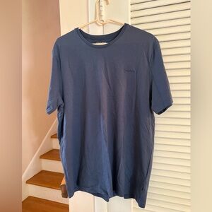 Calvin Klein Men's Dark Blue T-shirt - size XL - worn 2x